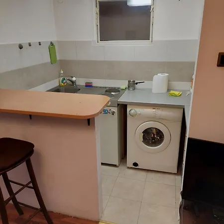 Birboni Pul Zemun Διαμέρισμα